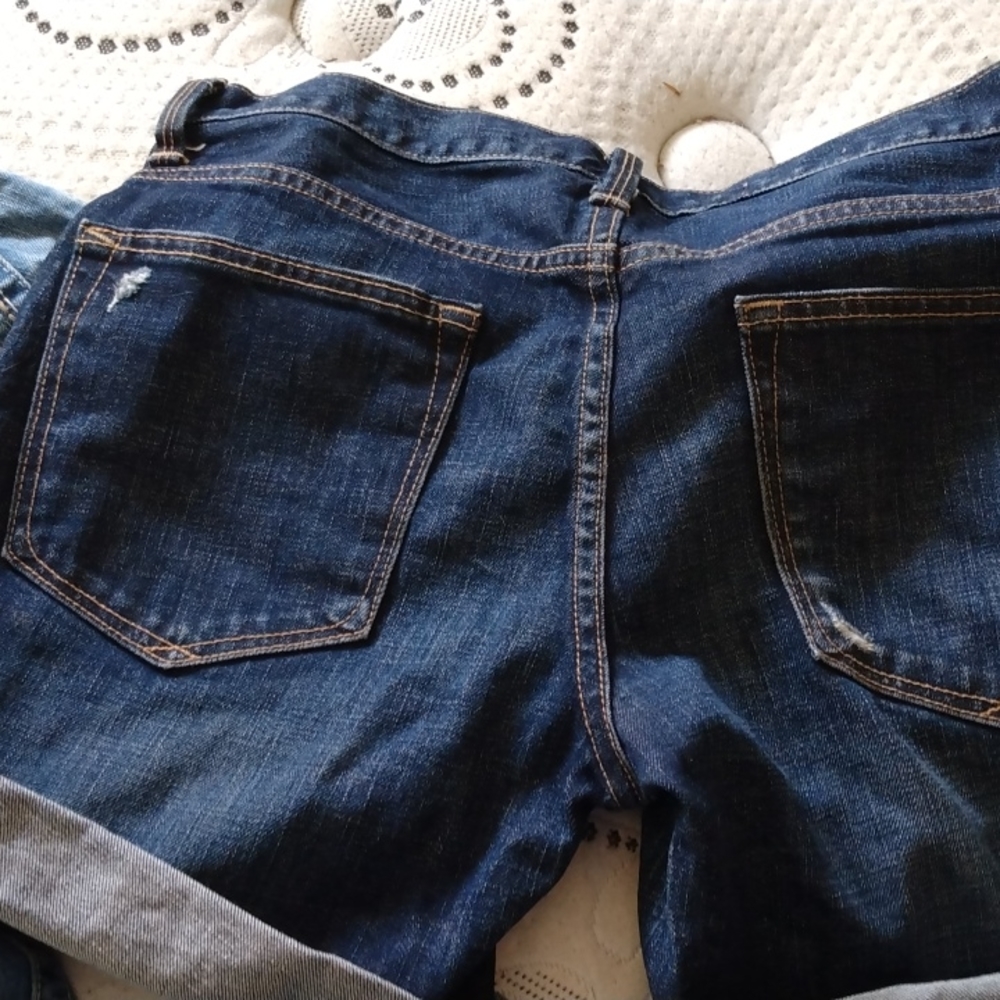 Shorts - Picture 5 of 5